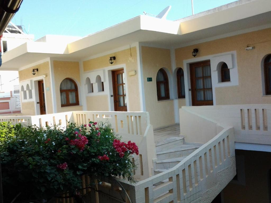 Irini Family Studios Платаньяс Номер фото